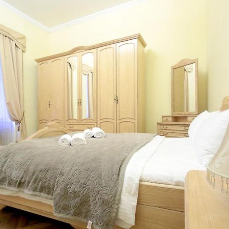 Pro Apartments 12213 利沃夫 外观 照片