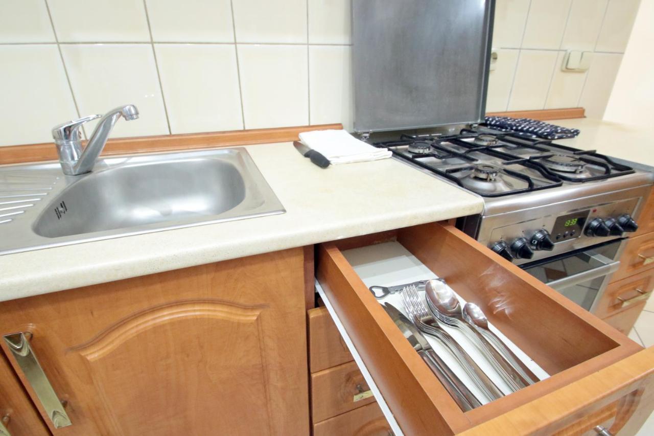 Pro Apartments 12213 利沃夫 外观 照片